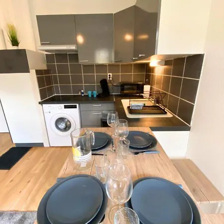 Au 45' - - Futuroscope - La Conciergerie *